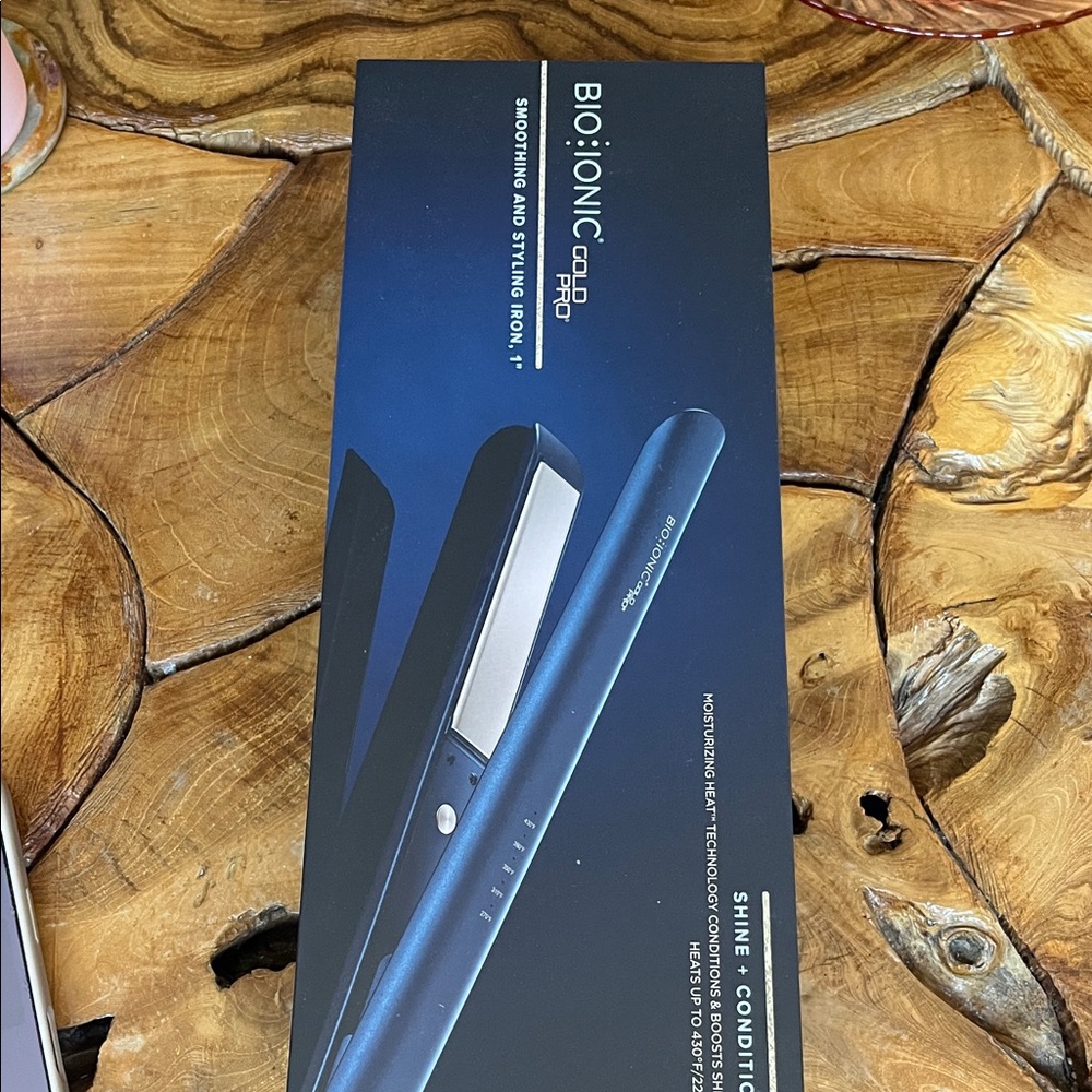 Bio Ionic goldpro Hair Straightener